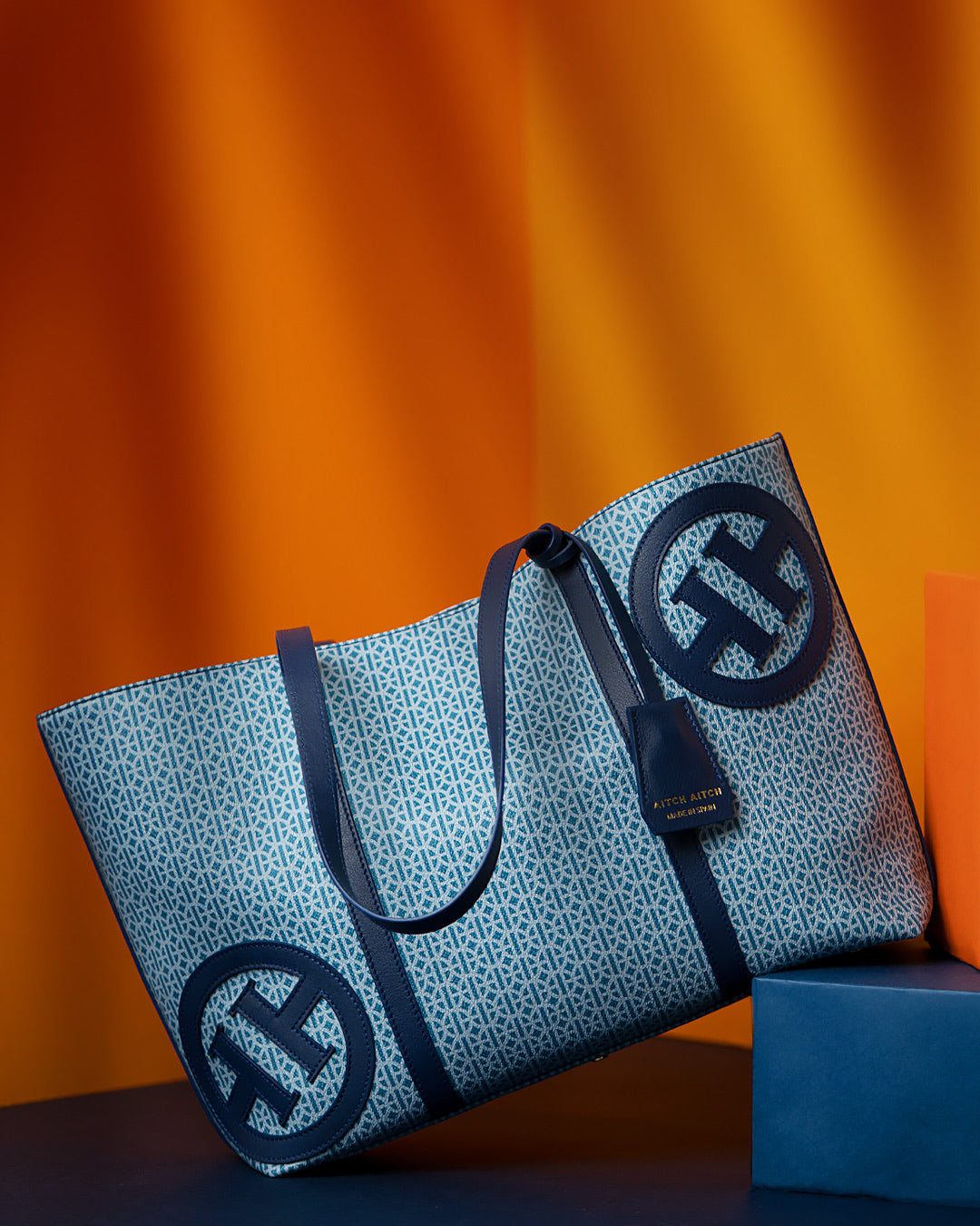 La Reina Navy Blue