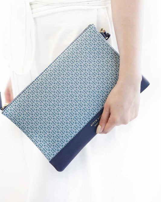 Leonor Navy Blue